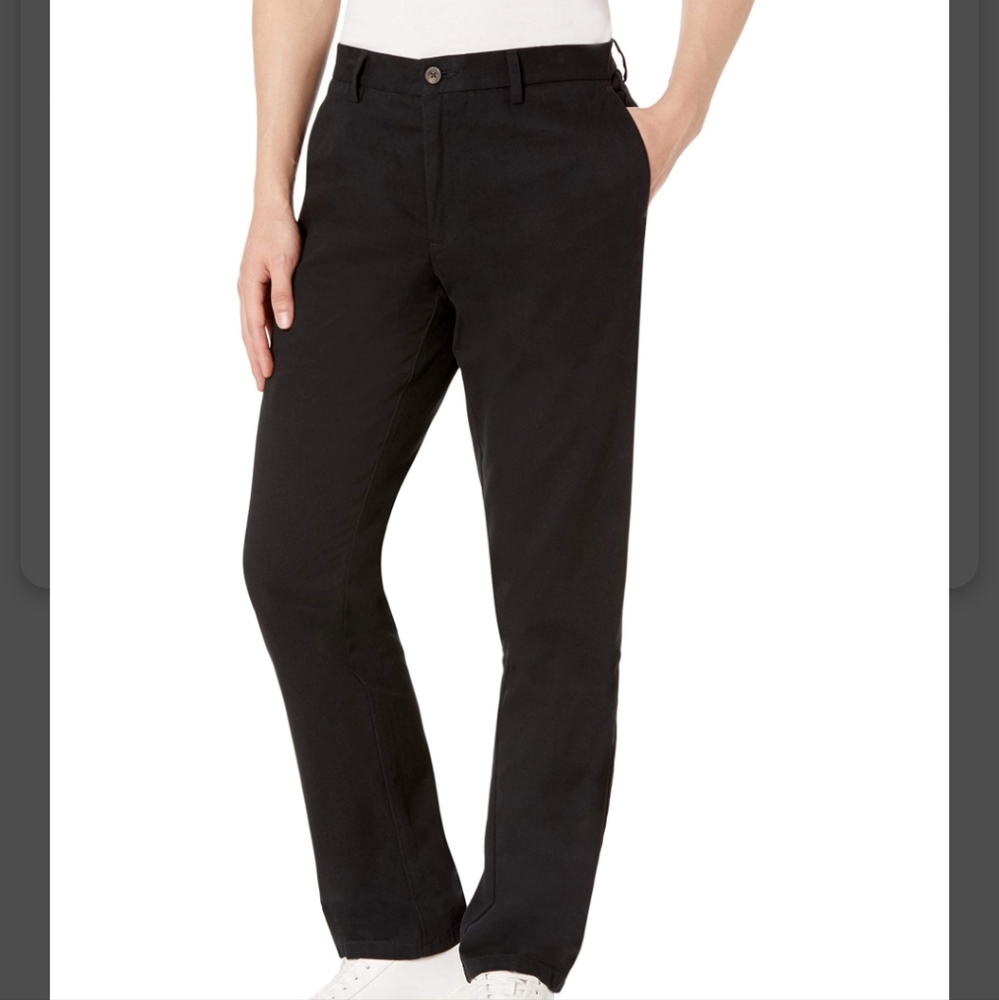 Amazon Essentials Mens Classic-Fit Wrinkle-Resistant Flat-Front Chino Pant 30X30